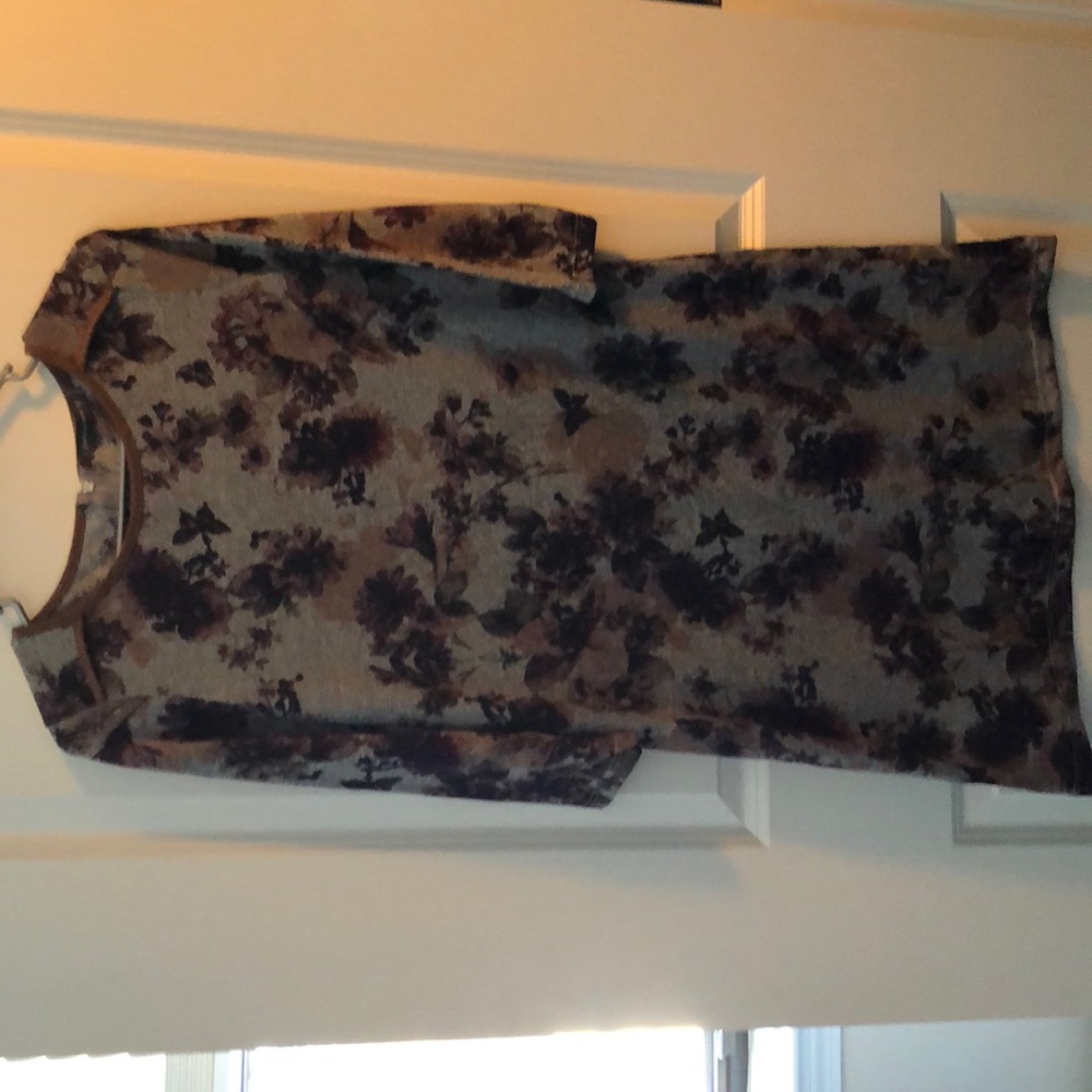 Long-sleeve dress
